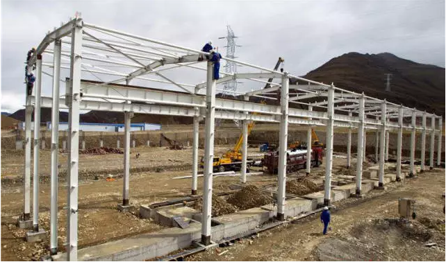 钢结构建筑设计在房子的工程建筑